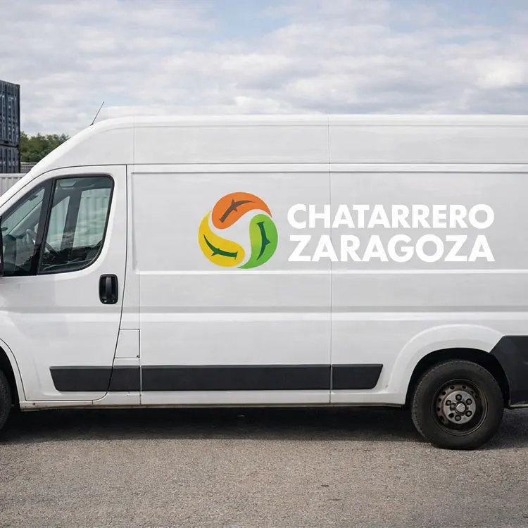 furgoneta de trabajo de chatarrero zaragoza